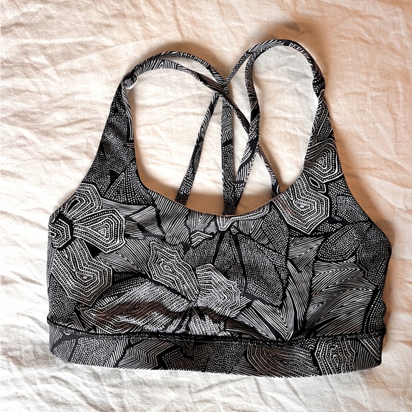 lululemon athletica Other - Lululemon Energy Bra Size 6 VGUC, black and white Floral